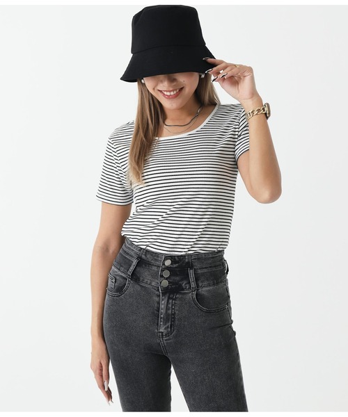 ANAP（アナップ）の「前後2WAYリブボーダーTシャツ（Tシャツ/カットソー・レディース・アイボリー/ブラック/グリーン・FREE）」の19枚目の写真