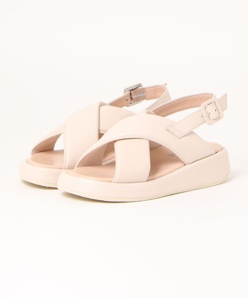 Pertini(ペルティニ)の「PERTINI/31553-D2 CHESTER/VACUNO OFFWHITE/PRALINE/ソフトレザークロスバックストラップサンダル(サンダル・レディース・オフホワイト・39/37/38/36/35)」の1枚目の写真