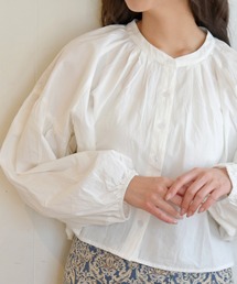 sango | タック入りショート丈ブラウス(シャツ/ブラウス)