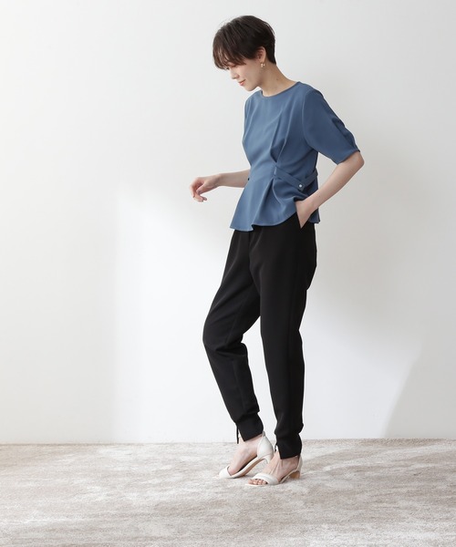 N.（N. Natural Beauty Basic）（エヌエヌナチュラルビューティーベーシック）の「◆サイドボタンペプラムブラウス（シャツ/ブラウス・レディース・オフホワイト/ブラウン/ブルー/イエロー・MEDIUM）」の14枚目の写真