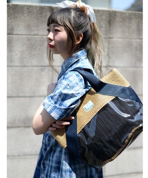Ocean&Ground(オーシャン&グラウンド)の「プールBAG HEART REEF(スイムグッズ・キッズ・ピンク/イエロー/ブルー/クリア/チャコール・FREE)」の17枚目の写真
