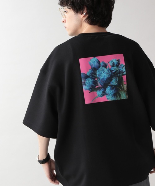 RAGEBLUE(レイジブルー)の「【Camille/カミーユ】コラボフラワープリントTシャツ(Tシャツ/カットソー・メンズ・ホワイト/ライトブルー/ブラック/ワインレッド・MEDIUM/LARGE)」の3枚目の写真