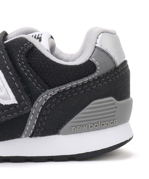 NEW BALANCE（ニューバランス）の「【KIDS】【New Balance/ニューバランス】　IZ996（スニーカー・キッズ・グレー/ブラック・13/12）」の13枚目の写真