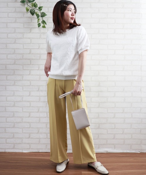 BELLUNA PLUS(ベルーナ)の「カットツイル素材カラーパンツ(スラックス・レディース・ブラック/ピンク/イエロー/グリーン・MEDIUM/LARGE)」の10枚目の写真