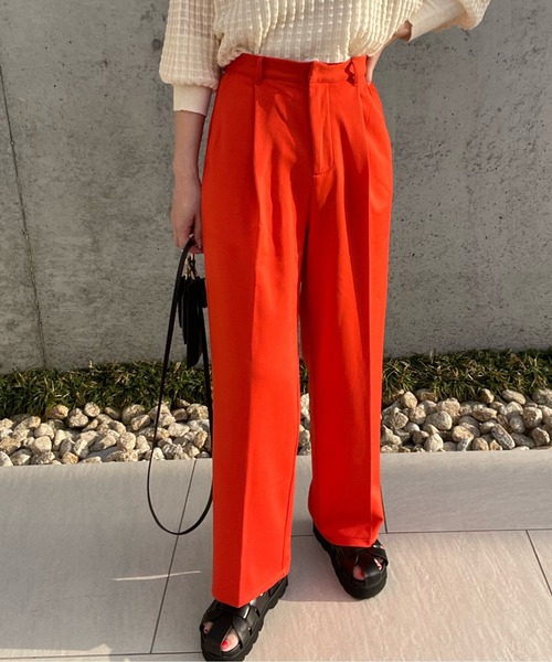 y/m by misato(イムバイミサト)の「ポンチタックパンツ(その他パンツ・レディース・ブラック/グリーン/オレンジ・FREE)」の3枚目の写真