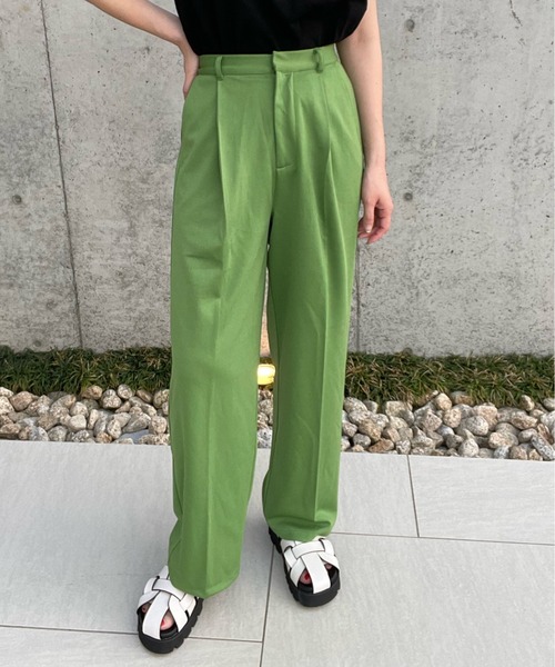 y/m by misato(イムバイミサト)の「ポンチタックパンツ(その他パンツ・レディース・ブラック/グリーン/オレンジ・FREE)」の2枚目の写真