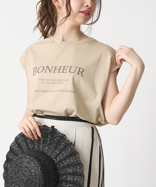 B.C STOCK（ベーセーストック）の「シックロゴタンクトップ（Tシャツ/カットソー・レディース・ベージュ/ブラック/ホワイト・FREE）」の3枚目の写真