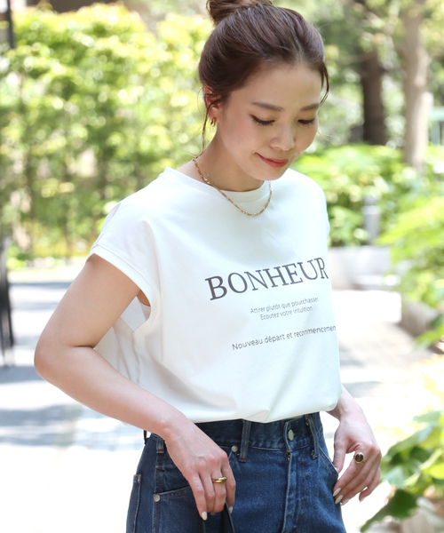 B.C STOCK（ベーセーストック）の「シックロゴタンクトップ（Tシャツ/カットソー・レディース・ベージュ/ブラック/ホワイト・FREE）」の2枚目の写真