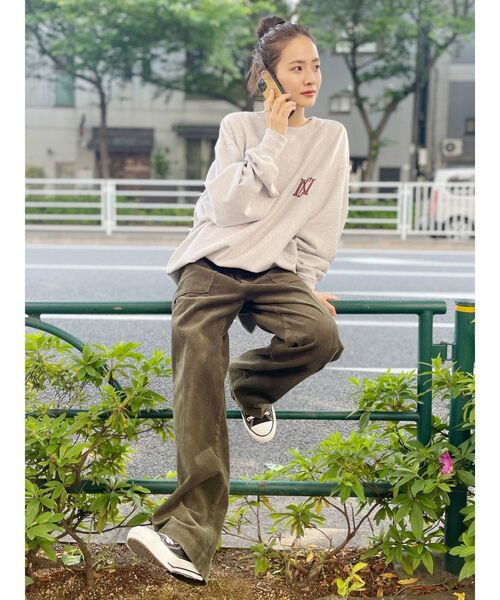 Ungrid(アングリッド)の「センタープレスカラーコーデュロイパンツ(その他パンツ・レディース・カーキ/ブルー/マスタード・SMALL/MEDIUM)」の10枚目の写真