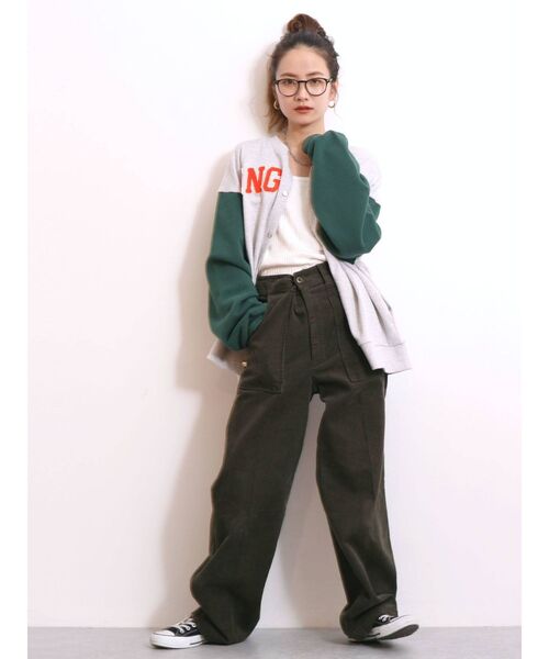 Ungrid(アングリッド)の「センタープレスカラーコーデュロイパンツ(その他パンツ・レディース・カーキ/ブルー/マスタード・SMALL/MEDIUM)」の12枚目の写真