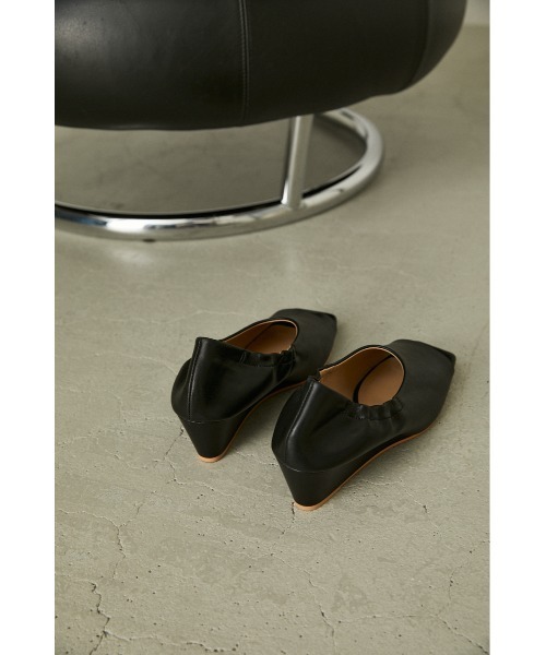 RIM.ARK（リムアーク）の「Wedge sole square shoes（サンダル