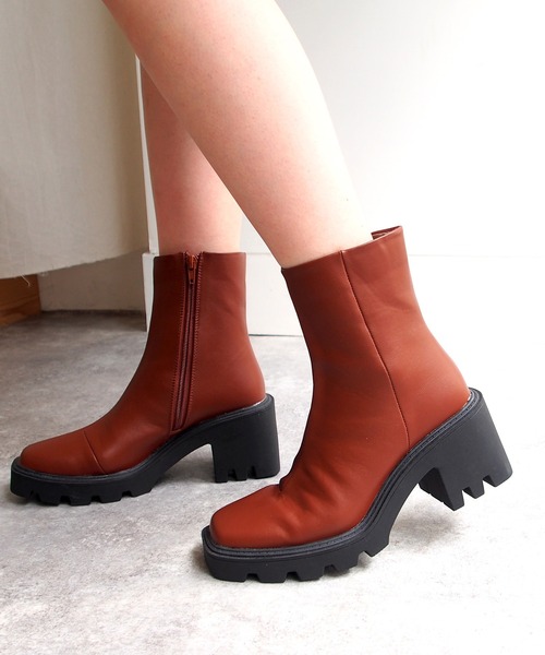 byあしながおじさん（バイアシナガオジサン）の「タンクソールブーツ　-8980681（ブーツ・レディース・ブラック/ブラウン/グレイッシュベージュ・22.5cm/23.5cm/24.5cm/23.0cm/24.0cm）」の13枚目の写真