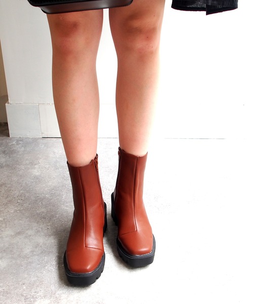 byあしながおじさん（バイアシナガオジサン）の「タンクソールブーツ　-8980681（ブーツ・レディース・ブラック/ブラウン/グレイッシュベージュ・22.5cm/23.5cm/24.5cm/23.0cm/24.0cm）」の11枚目の写真