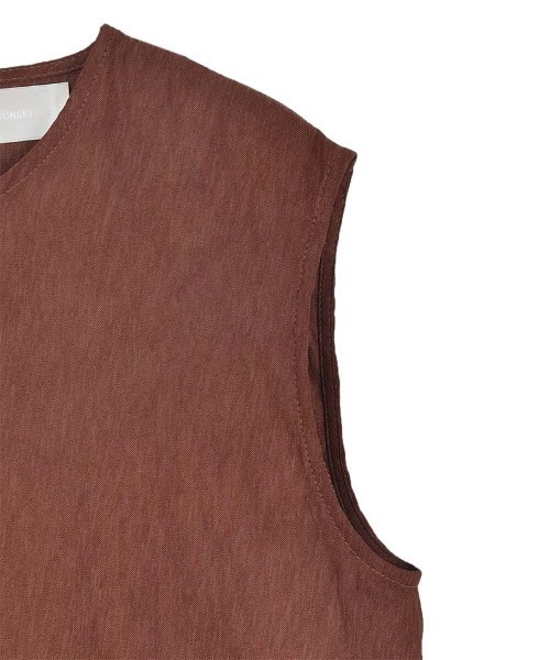 OUTERSUNSET（アウターサンセット）の「side slit no sleeve（シャツ/ブラウス・レディース・ブラック/ブラウン・FREE）」の6枚目の写真