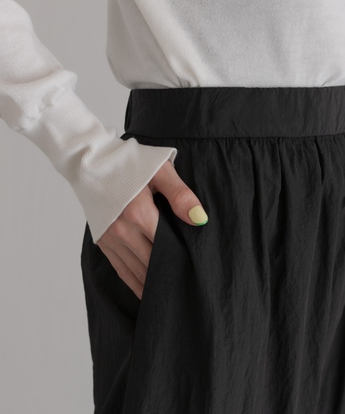 COLLAGE GALLARDAGALANTE（コラージュガリャルダガランテ）の「新マーメイド/ティアードタフタスカート（スカート・レディース・ブラック/ブラック系その他・1/0）」の14枚目の写真