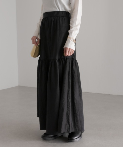 COLLAGE GALLARDAGALANTE（コラージュガリャルダガランテ）の「新マーメイド/ティアードタフタスカート（スカート・レディース・ブラック/ブラック系その他・1/0）」の4枚目の写真