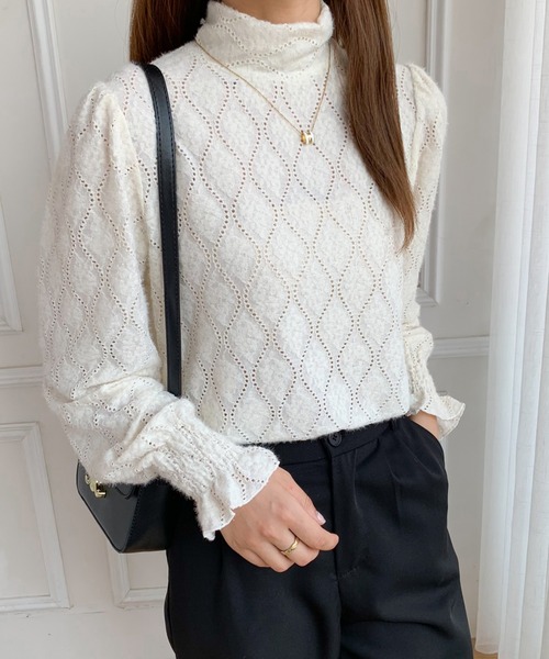 ABITOKYO（アビトーキョー）の「ハイネックロングスリーブカットレースブラウス（Tシャツ/カットソー・レディース・ブラック/アイボリー/ブルーグレー・M/L）」の4枚目の写真