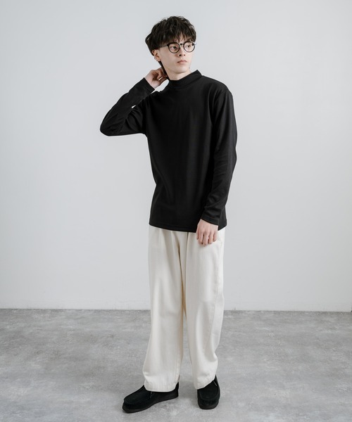 Rocky Monroe(ロッキーモンロー)の「ハイネックカットソー マイクロスムースロングスリーブTシャツ(Tシャツ/カットソー・メンズ・ブラック/オフホワイト/グレイッシュベージュ/サックスブルー・LL/L/M)」の8枚目の写真