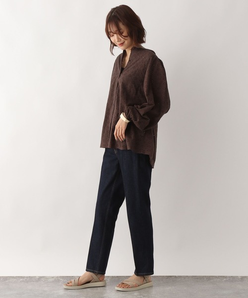 GLOBAL WORK(グローバルワーク)の「カットワークレースブラウス/349503(シャツ/ブラウス・レディース・ブラック/ダークブラウン/オフホワイト・MEDIUM/LARGE)」の4枚目の写真