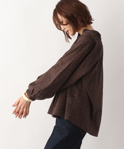 GLOBAL WORK(グローバルワーク)の「カットワークレースブラウス/349503(シャツ/ブラウス・レディース・ブラック/ダークブラウン/オフホワイト・MEDIUM/LARGE)」の17枚目の写真
