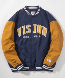 【VISION STREET WEAR/ヴィジョンストリートウェア】アーチロゴワッペン刺繍 リブライン ナイロンスタジャン/ ビッグシルエット