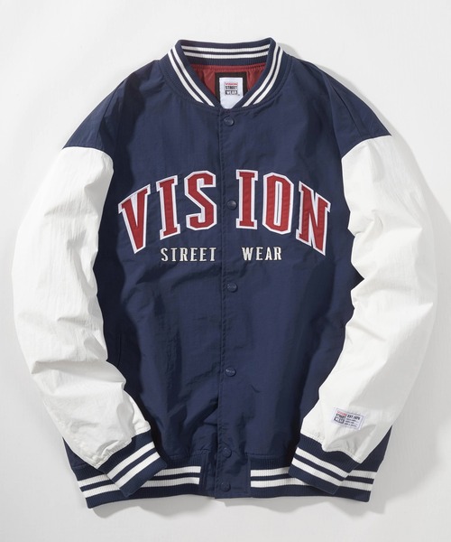VISION STREET WEAR(ヴィジョンストリートウェア)の「【VISION STREET WEAR/ヴィジョンストリートウェア】アーチロゴワッペン刺繍 リブライン ナイロンスタジャン/ ビッグシルエット(スタジャン・メンズ・グリーン系その他/ブラック/ネイビー/ブルー系その他/グリーン・L/XL/M)」の4枚目の写真