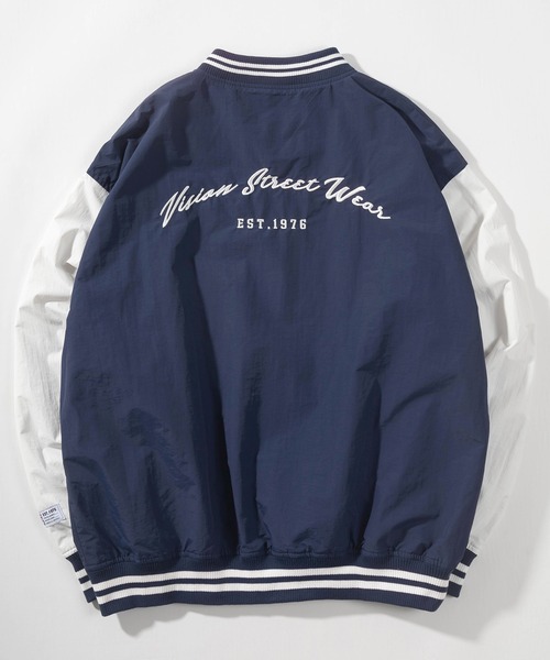 VISION STREET WEAR(ヴィジョンストリートウェア)の「【VISION STREET WEAR/ヴィジョンストリートウェア】アーチロゴワッペン刺繍 リブライン ナイロンスタジャン/ ビッグシルエット(スタジャン・メンズ・グリーン系その他/ブラック/ネイビー/ブルー系その他/グリーン・L/XL/M)」の6枚目の写真