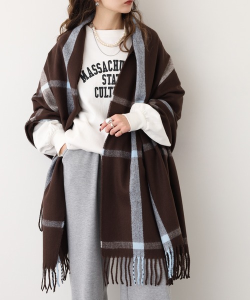 FUNALIVE（ファンアライブ）の「PAGE ONE チェック大判ストール（ストール/ショール・レディース・ブラウン/グレー/レッド/ピンク/イエロー/ブルー/グリーン/アイボリー/グリーン系その他/ブルー系その他/グレー系その他/イエロー系その他/ブラック/ベージュ/ホワイト系/ブラック系/グリーン系/パープル系/ブルー系/オレンジ系/ホワイト系1/ブラウン系/レッド系/ブラック系1/パープル系1/ベージュ系/ブルー系1/グリーン系1・FREE）」の11枚目の写真