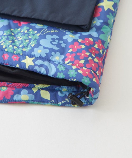 CUBE SUGAR(キューブシュガー)の「総柄中綿スタンドカラージャケット(ダウンジャケット/コート・レディース・ネイビー/グレー・M)」の15枚目の写真
