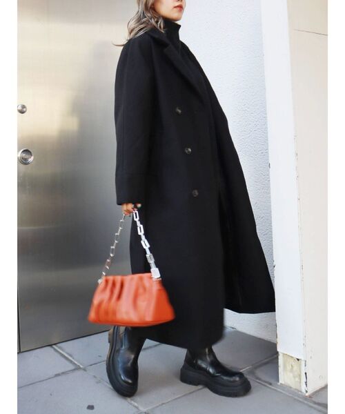 EVRIS（エヴリス）の「フェイクウールロングコート（その他アウター・レディース・ブラック/ネイビー/オレンジ/アイボリー/イエロー/ベージュ/ピンク・FREE）」の3枚目の写真