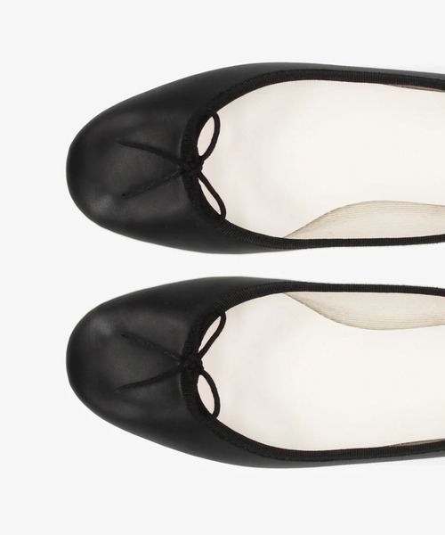 Repetto(レペット)の「Camille バレリーナ - EUサイズ / V511VE(パンプス・レディース・ブラック/ホワイト・36.5/38.5/38/40/37/39/37.5/36/34/35.5/35/39.5)」の7枚目の写真