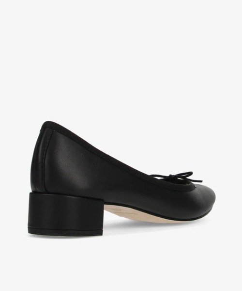 Repetto(レペット)の「Camille バレリーナ - EUサイズ / V511VE(パンプス・レディース・ブラック/ホワイト・36.5/38.5/38/40/37/39/37.5/36/34/35.5/35/39.5)」の8枚目の写真
