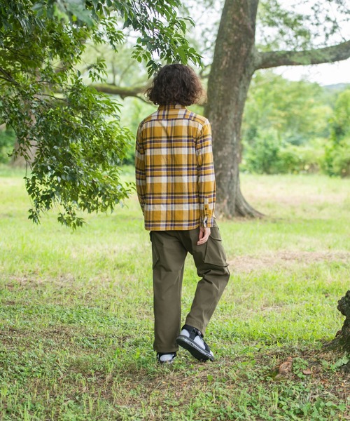 OUTDOOR PRODUCTS APPAREL（アウトドアプロダクツアパレル）の「ヘビーオンスネルシャツ（シャツ/ブラウス・メンズ・レッド/ホワイト/ブルー/グレー/イエロー・MEDIUM/LARGE/X-LARGE）」の19枚目の写真