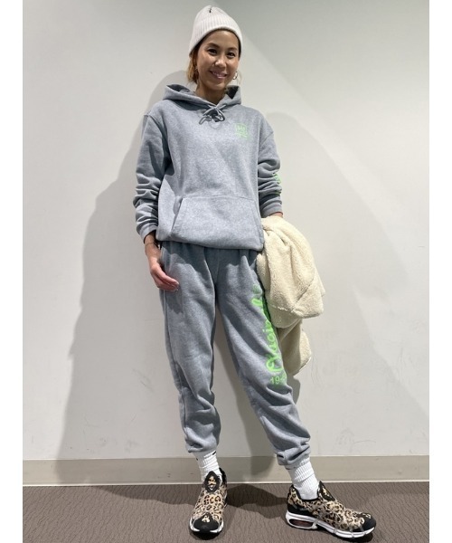 GAP(ギャップ)の「ヴィンテージ ソフト GAPマルチロゴ ジョガーパンツ(スウェットパンツ・メンズ・グレー/ブラウン/ネイビー/パープル・XS/S/M/L/XL)」の13枚目の写真