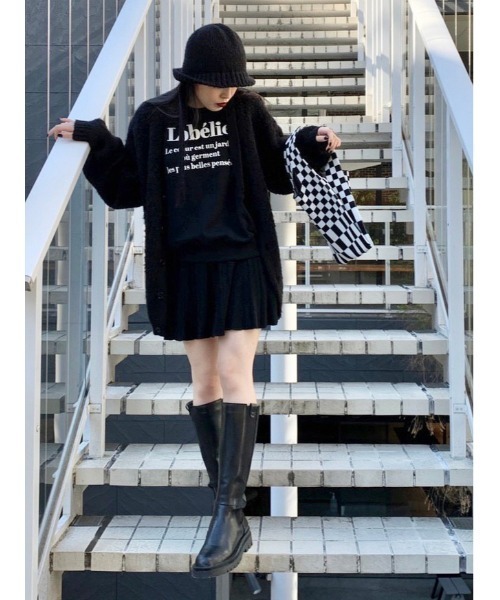 WC(ダブル シー)の「ロゴ刺繍スウェット(スウェット・レディース・ブラック/サックスブルー/ライトパープル/ピンク/グリーン・FREE)」の8枚目の写真