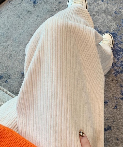 aimoha（アイモハ）の「裏起毛　コーデュロイワイドパンツ（その他パンツ・レディース・ブラック/ベージュ・X-LARGE/MEDIUM/LARGE/XX-LARGE/SMALL）」の9枚目の写真