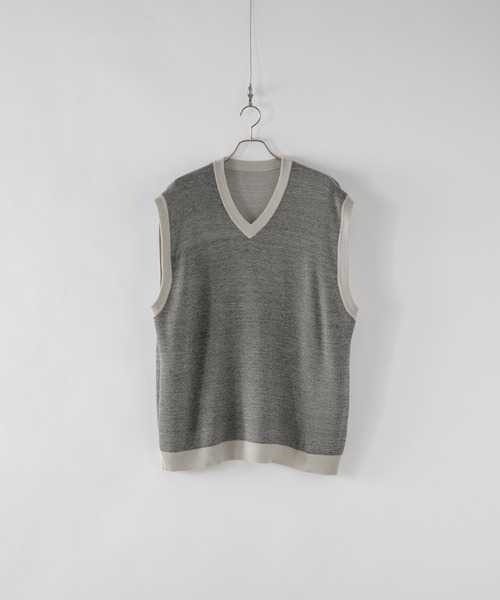 DOOPZ（ドープス）の「リバーシブルニットベスト（ベスト・メンズ・ベージュ/グレー・SMALL/MEDIUM/LARGE）」の2枚目の写真