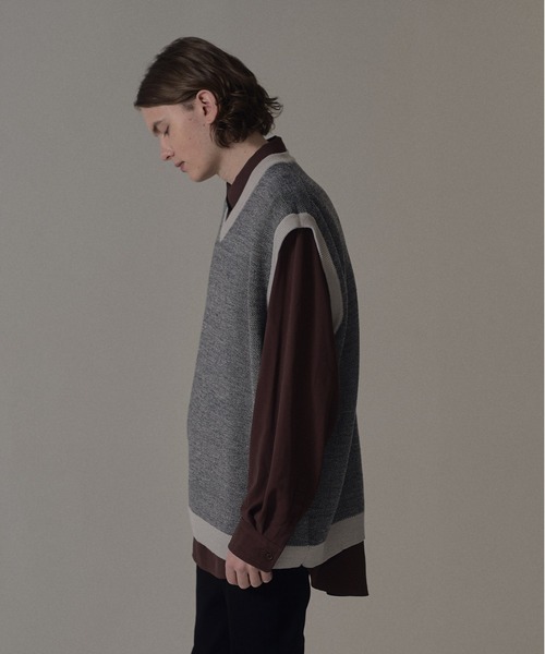 DOOPZ（ドープス）の「リバーシブルニットベスト（ベスト・メンズ・ベージュ/グレー・SMALL/MEDIUM/LARGE）」の7枚目の写真