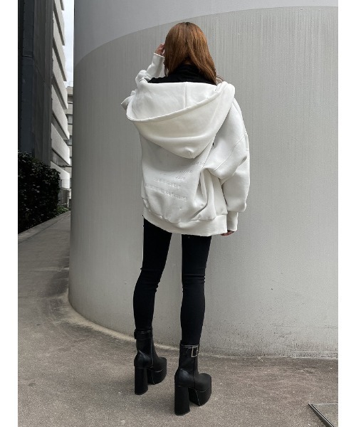 ENVYM（アンビー）の「スペースロゴＺＩＰパーカー（パーカー・レディース・レッド/ホワイト/ブラック・FREE）」の13枚目の写真