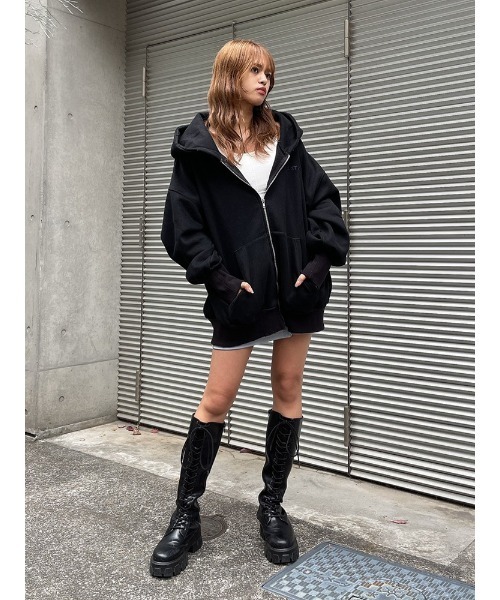 ENVYM（アンビー）の「スペースロゴＺＩＰパーカー（パーカー・レディース・レッド/ホワイト/ブラック・FREE）」の14枚目の写真