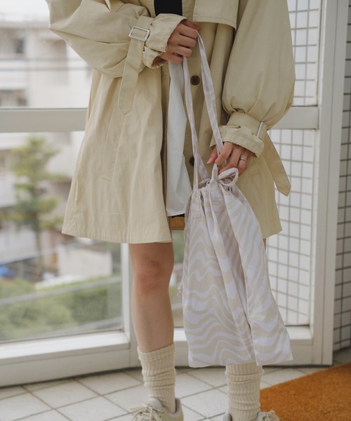 Kastane(カスタネ)の「【A4対応/PC対応】マーブルトートBAG(トートバッグ・レディース・ブルー/ベージュ/グリーン・FREE)」の4枚目の写真