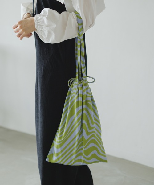 Kastane(カスタネ)の「【A4対応/PC対応】マーブルトートBAG(トートバッグ・レディース・ブルー/ベージュ/グリーン・FREE)」の20枚目の写真