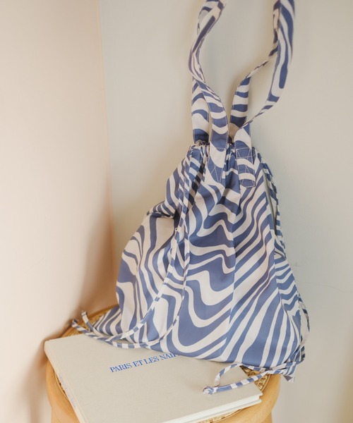 Kastane(カスタネ)の「【A4対応/PC対応】マーブルトートBAG(トートバッグ・レディース・ブルー/ベージュ/グリーン・FREE)」の7枚目の写真