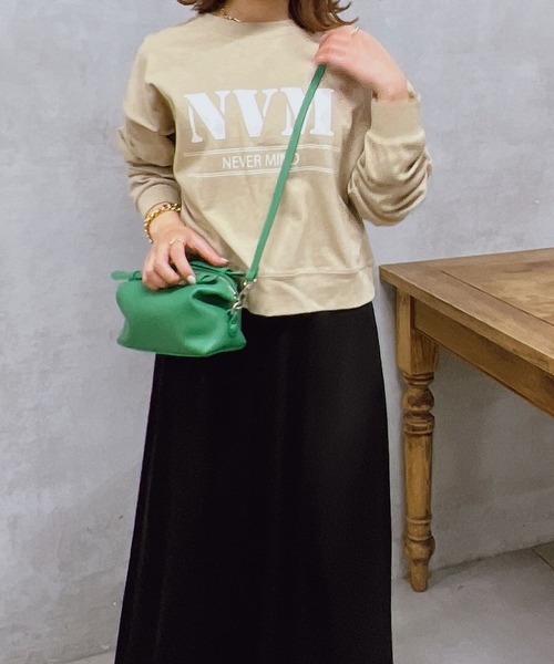 un dix cors（アンディコール）の「ロゴプリントコットンプルオーバー（Tシャツ/カットソー・レディース・ベージュ/ネイビー/オフホワイト・FREE）」の3枚目の写真