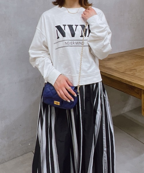 un dix cors（アンディコール）の「ロゴプリントコットンプルオーバー（Tシャツ/カットソー・レディース・ベージュ/ネイビー/オフホワイト・FREE）」の18枚目の写真