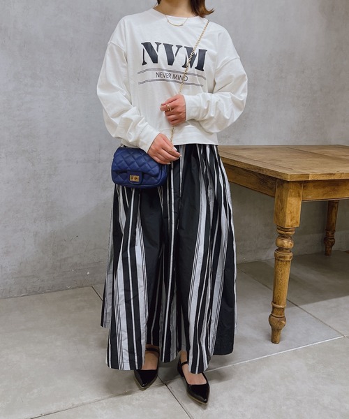 un dix cors（アンディコール）の「ロゴプリントコットンプルオーバー（Tシャツ/カットソー・レディース・ベージュ/ネイビー/オフホワイト・FREE）」の13枚目の写真