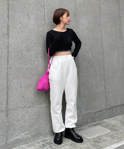 CIAOPANIC（チャオパニック）の「【GEM】ロゴゴムクロップドロンT/カップ付き（Tシャツ/カットソー・レディース・ブラック/ネイビー/イエロー・FREE）」の4枚目の写真