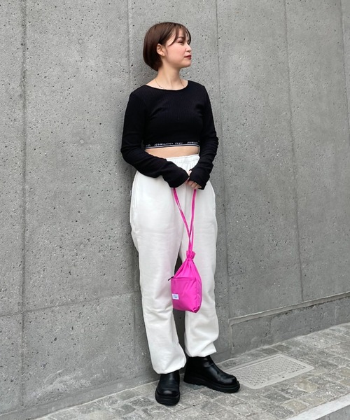 CIAOPANIC（チャオパニック）の「【GEM】ロゴゴムクロップドロンT/カップ付き（Tシャツ/カットソー・レディース・ブラック/ネイビー/イエロー・FREE）」の5枚目の写真