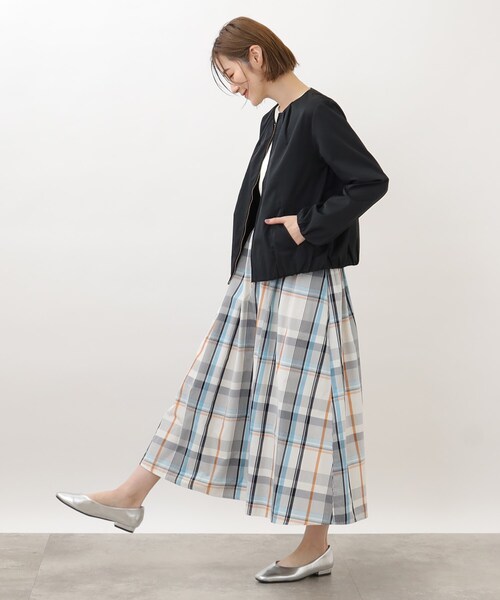 grove（グローブ）の「◆ラフ！きれいに！タックデザインノーカラーブルゾン（ノーカラージャケット・レディース・ブラック/カーキ/アイボリー・01/04/03/02/05）」の22枚目の写真