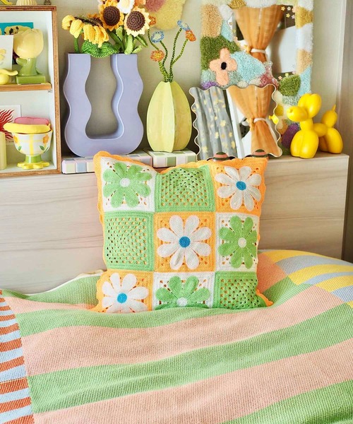 Casselini（キャセリーニ）の「Casselini HOME(キャセリーニ ホーム)クロシェクッションカバー（クッション/クッションカバー・レディース・ブラック/ネイビー/ピンク/オレンジ・FREE）」の4枚目の写真